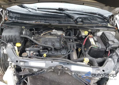 2009 Chrysler Town & Country Lx from USA, damaged, VIN 2A8HR44E59R570092